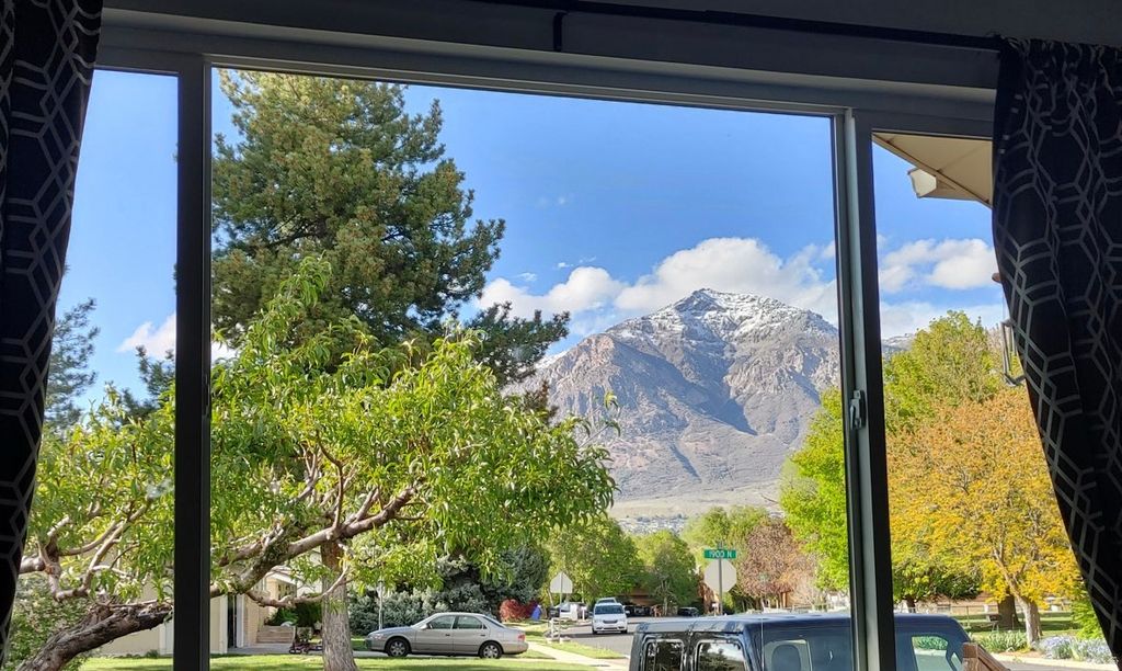 Photo of 537 E 1900 N, North Ogden, UT 84414 (MLS # 2153150)