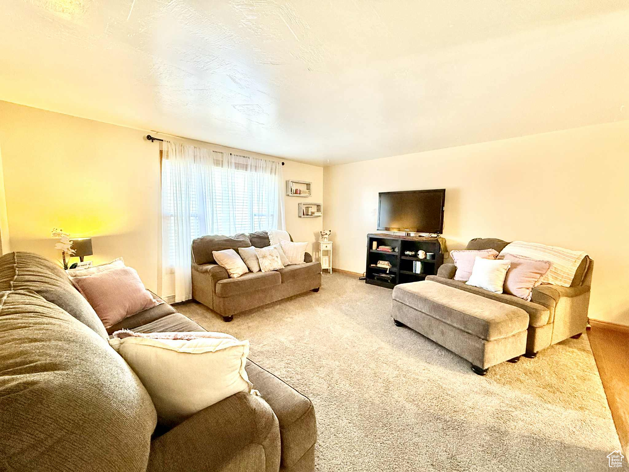HIGH COUNTRY ESTATES - Residential