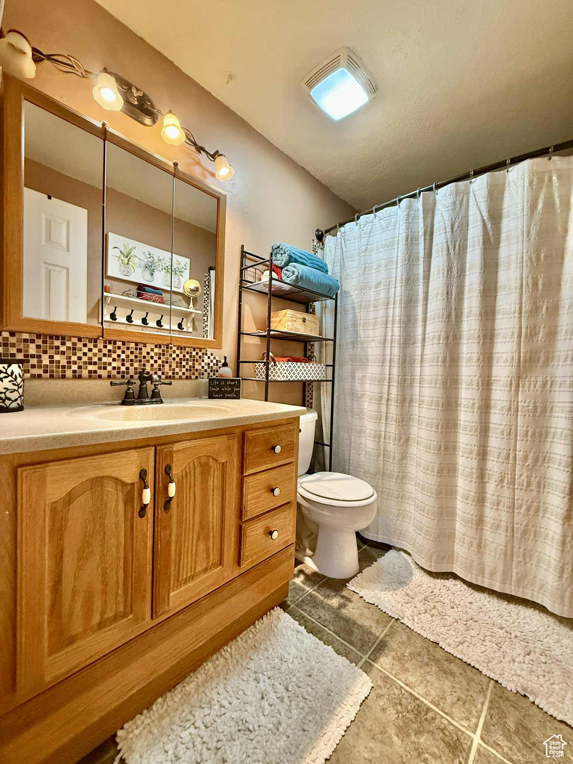 HIGH COUNTRY ESTATES - Residential