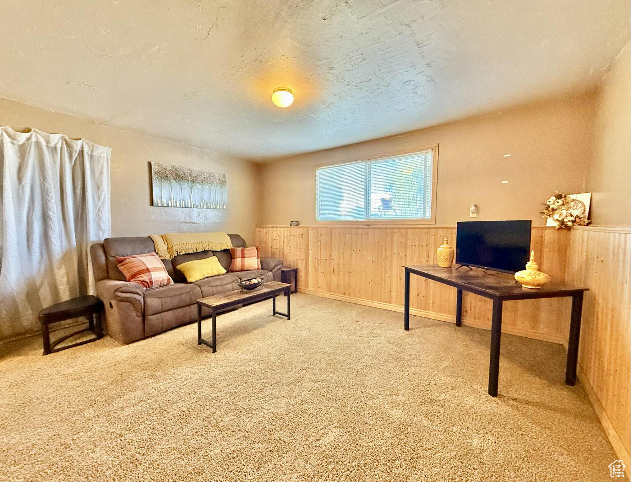HIGH COUNTRY ESTATES - Residential