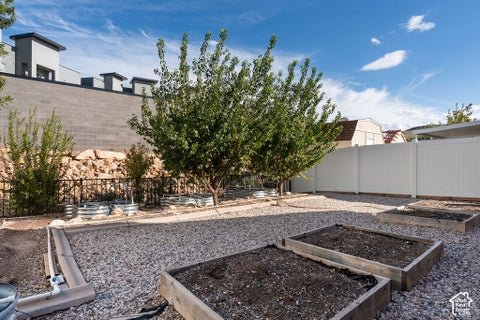 Tiny photo for 1360 E TELEGRAPH ST #5, Washington, UT 84780 (MLS # 2192476)