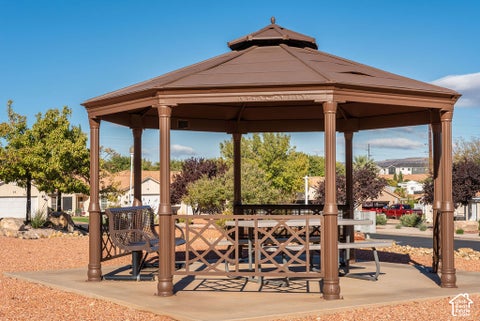 Tiny photo for 1360 E TELEGRAPH ST #5, Washington, UT 84780 (MLS # 2192476)