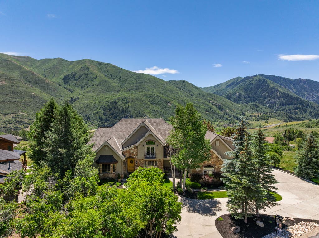 Photo of 8558 CHOKECHERRY LN, Sundance, UT 84604 (MLS # 2166436)