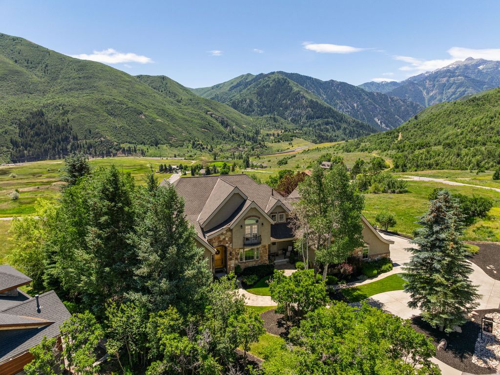 Photo of 8558 CHOKECHERRY LN, Sundance, UT 84604 (MLS # 2166436)