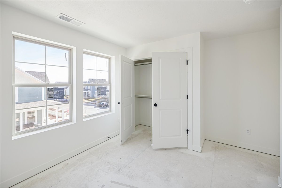 DAYBREAK - Residential