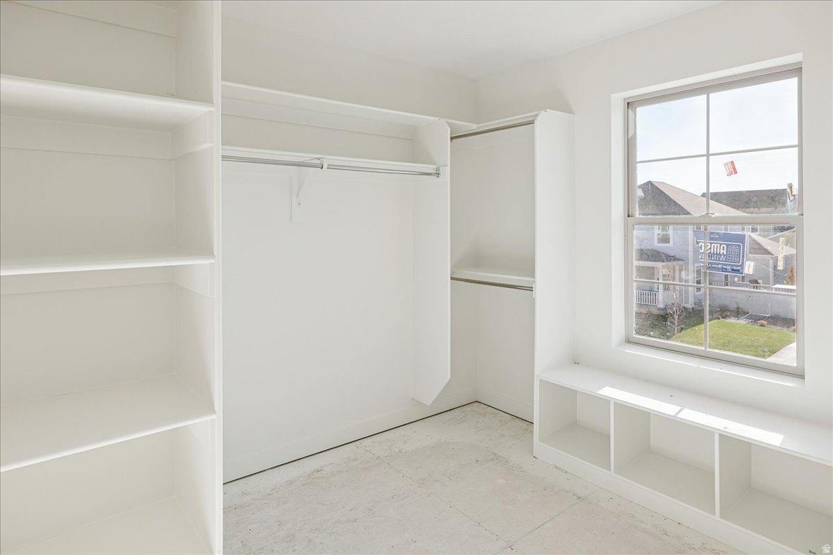 DAYBREAK - Residential