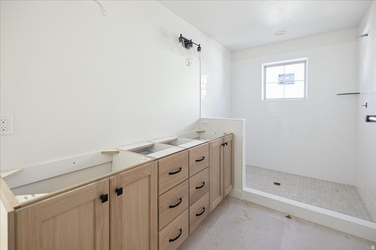 DAYBREAK - Residential