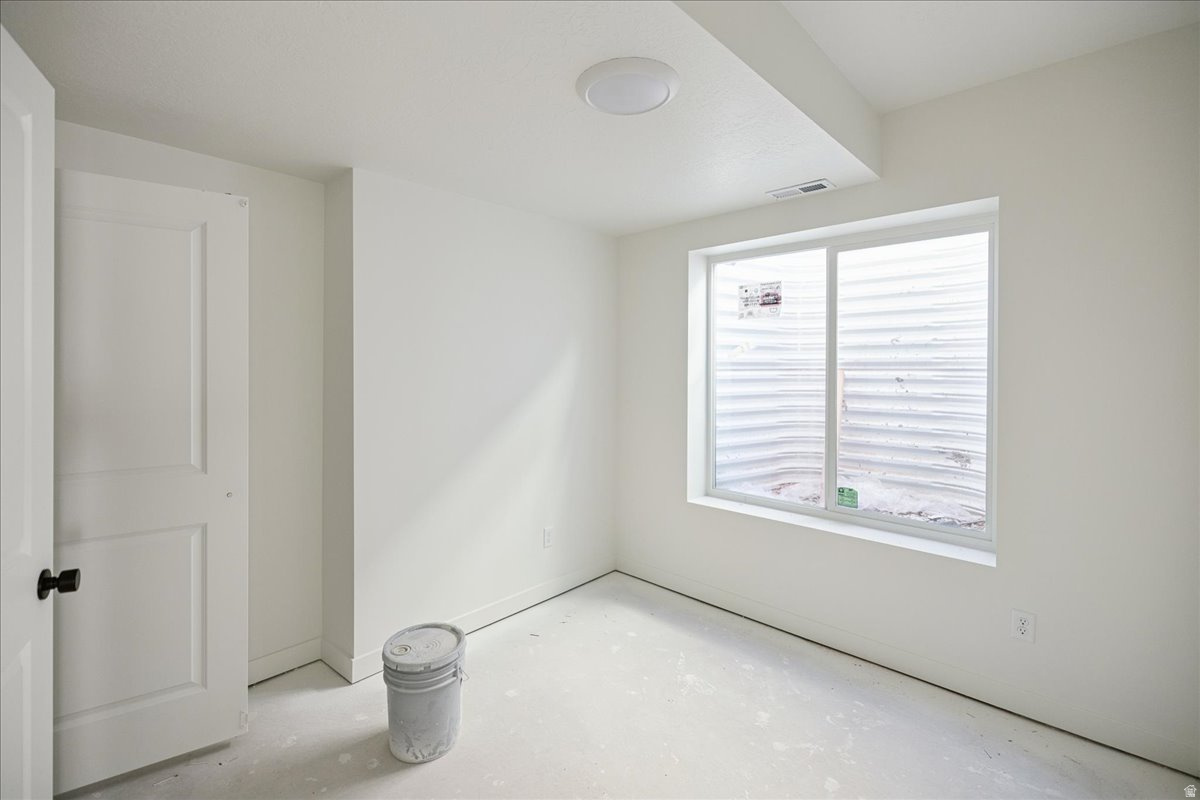 DAYBREAK - Residential