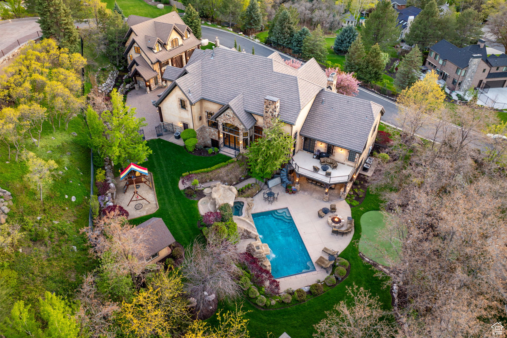 PEPPERWOOD - Residential