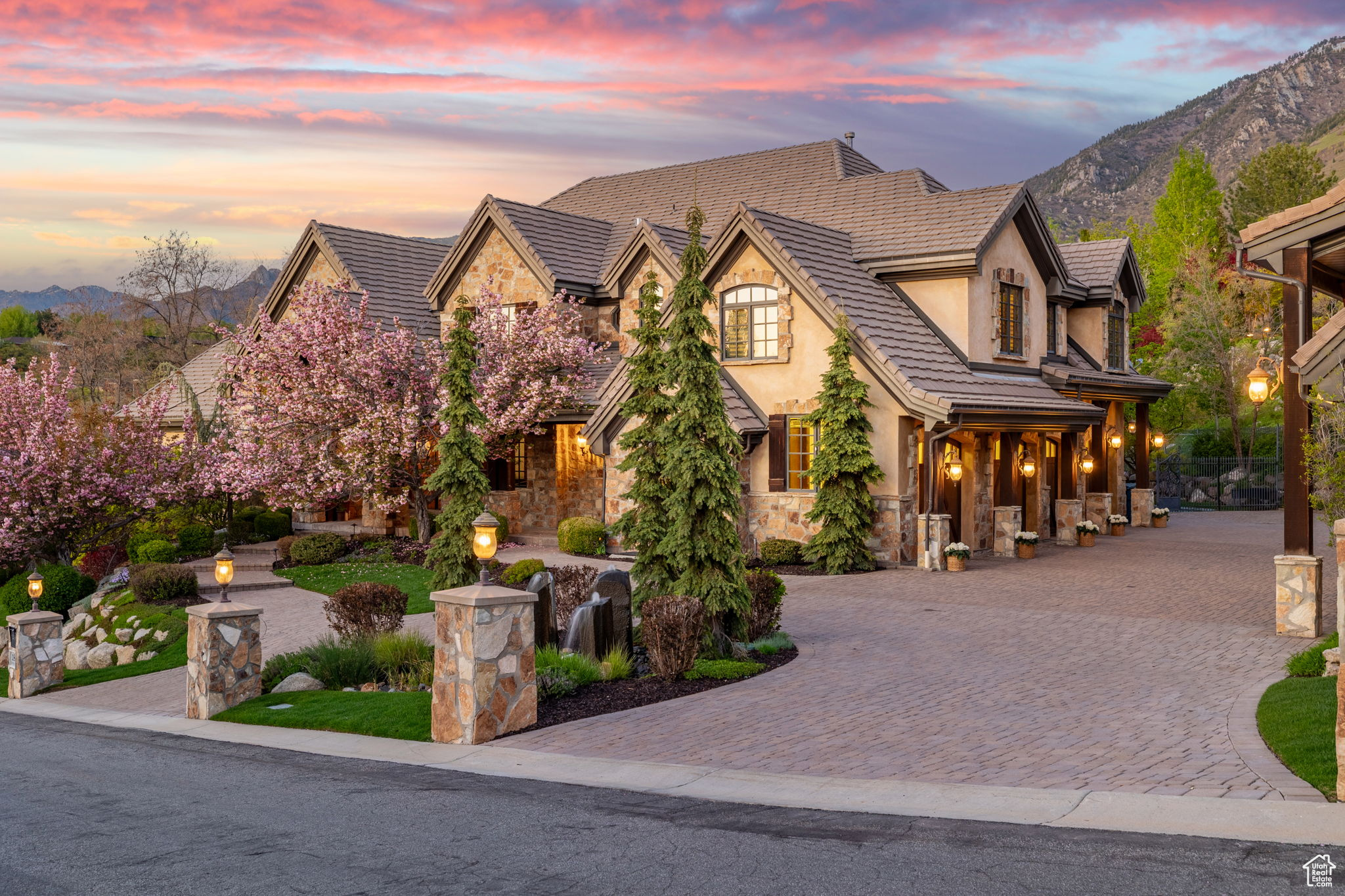 PEPPERWOOD - Residential