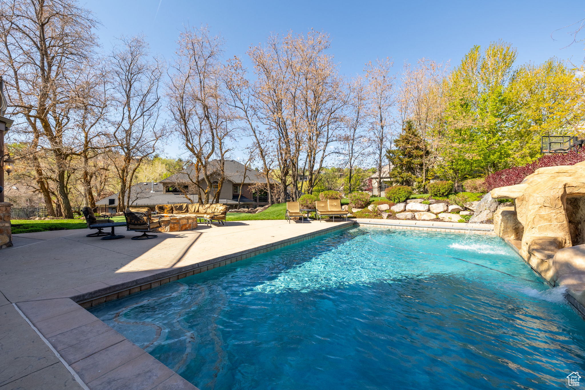 PEPPERWOOD - Residential