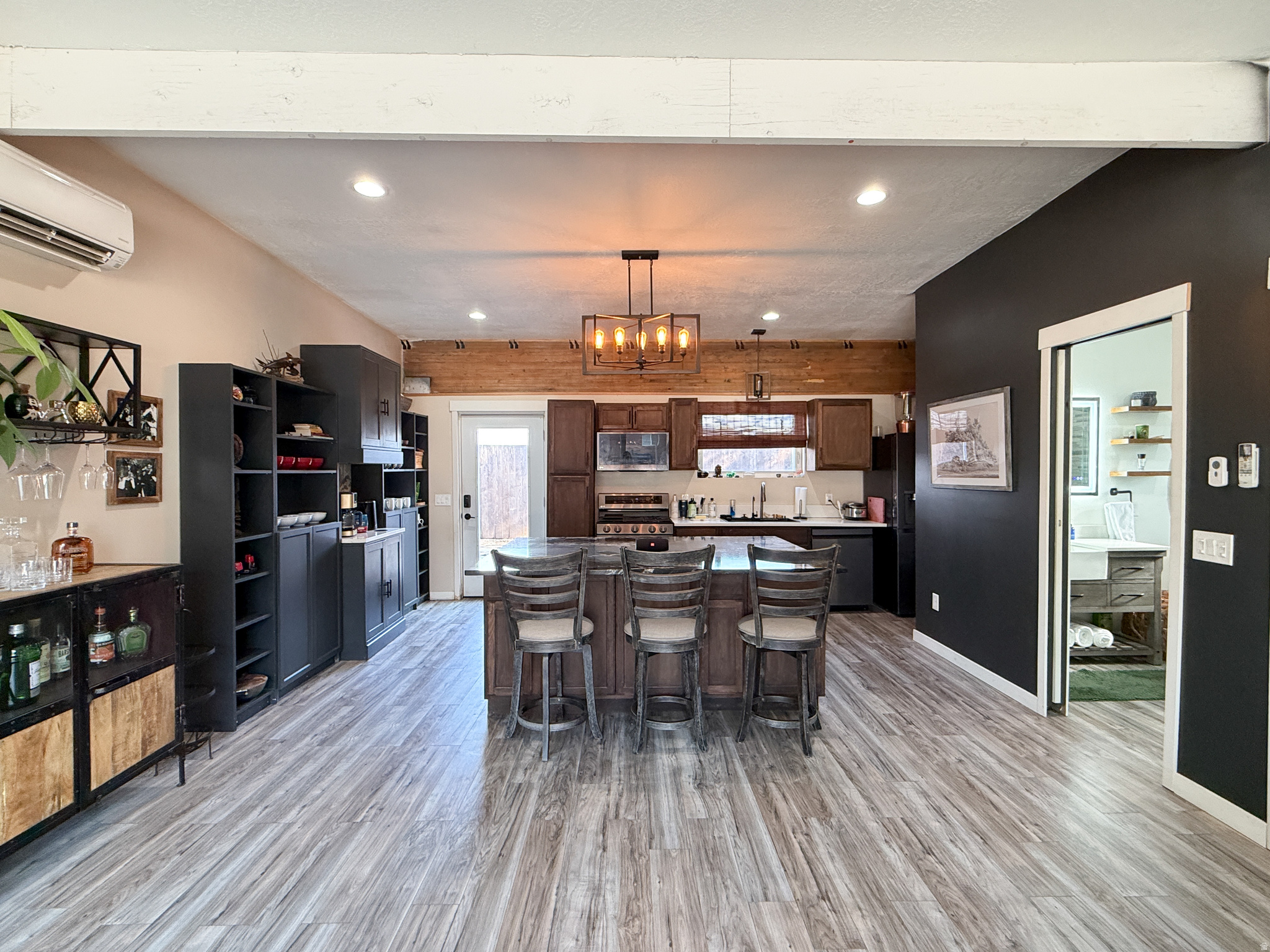 ANDERSON WEST ACRES - Residential