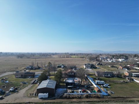 Tiny photo for 2870 S 3925 W, Taylor, UT 84401 (MLS # 2133969)