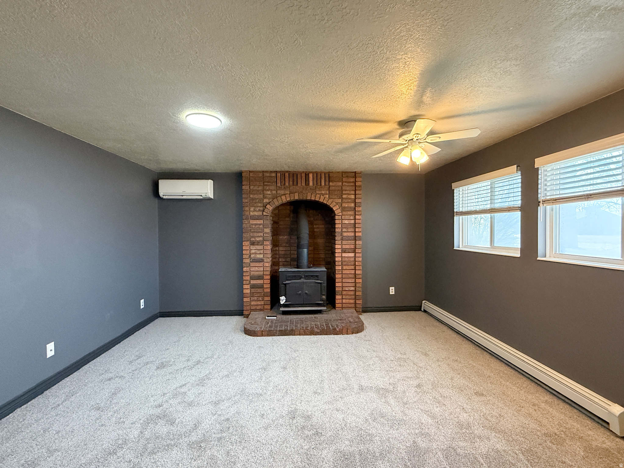 ANDERSON WEST ACRES - Residential