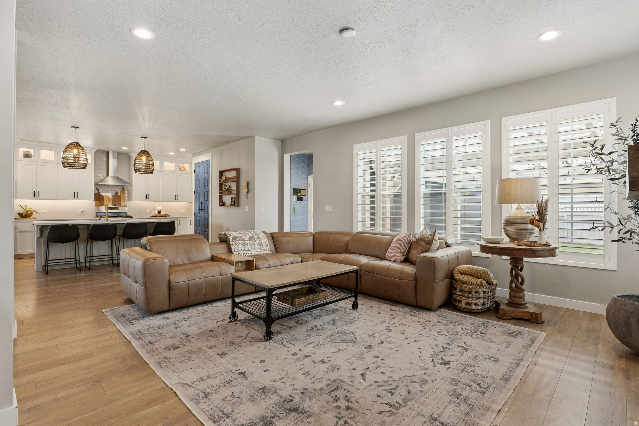 DAYBREAK - Residential