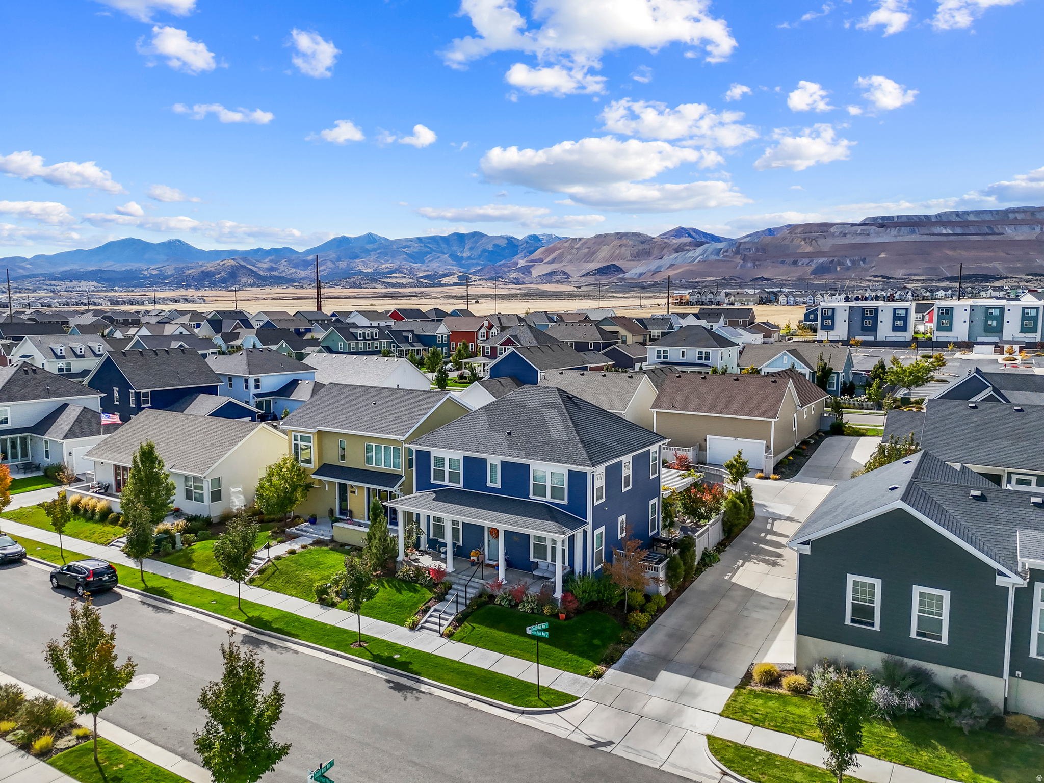 DAYBREAK - Residential