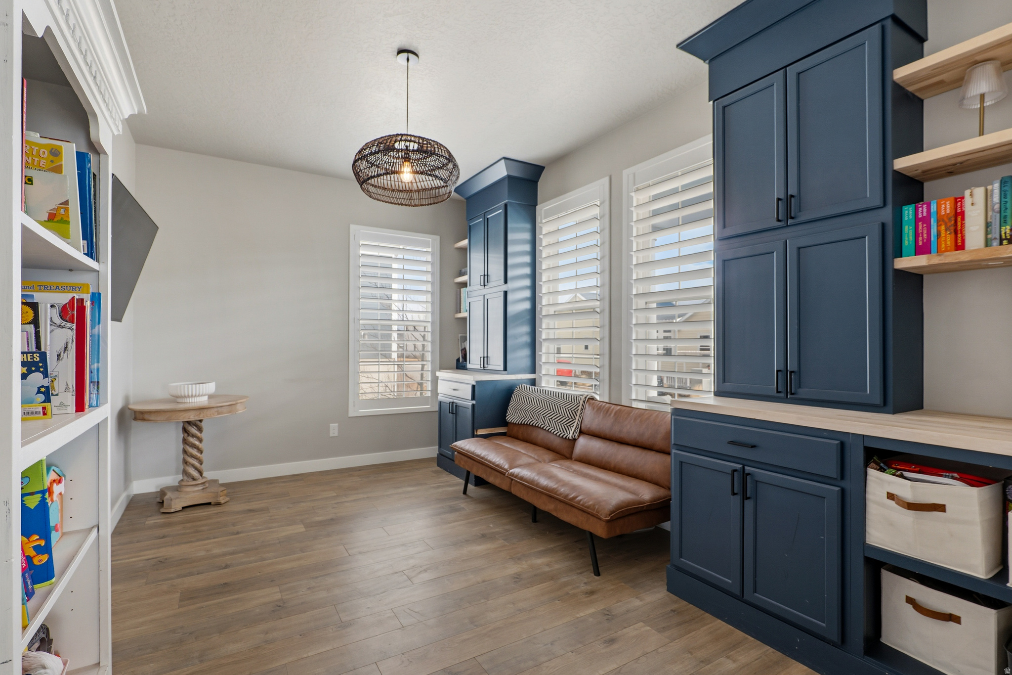 DAYBREAK - Residential