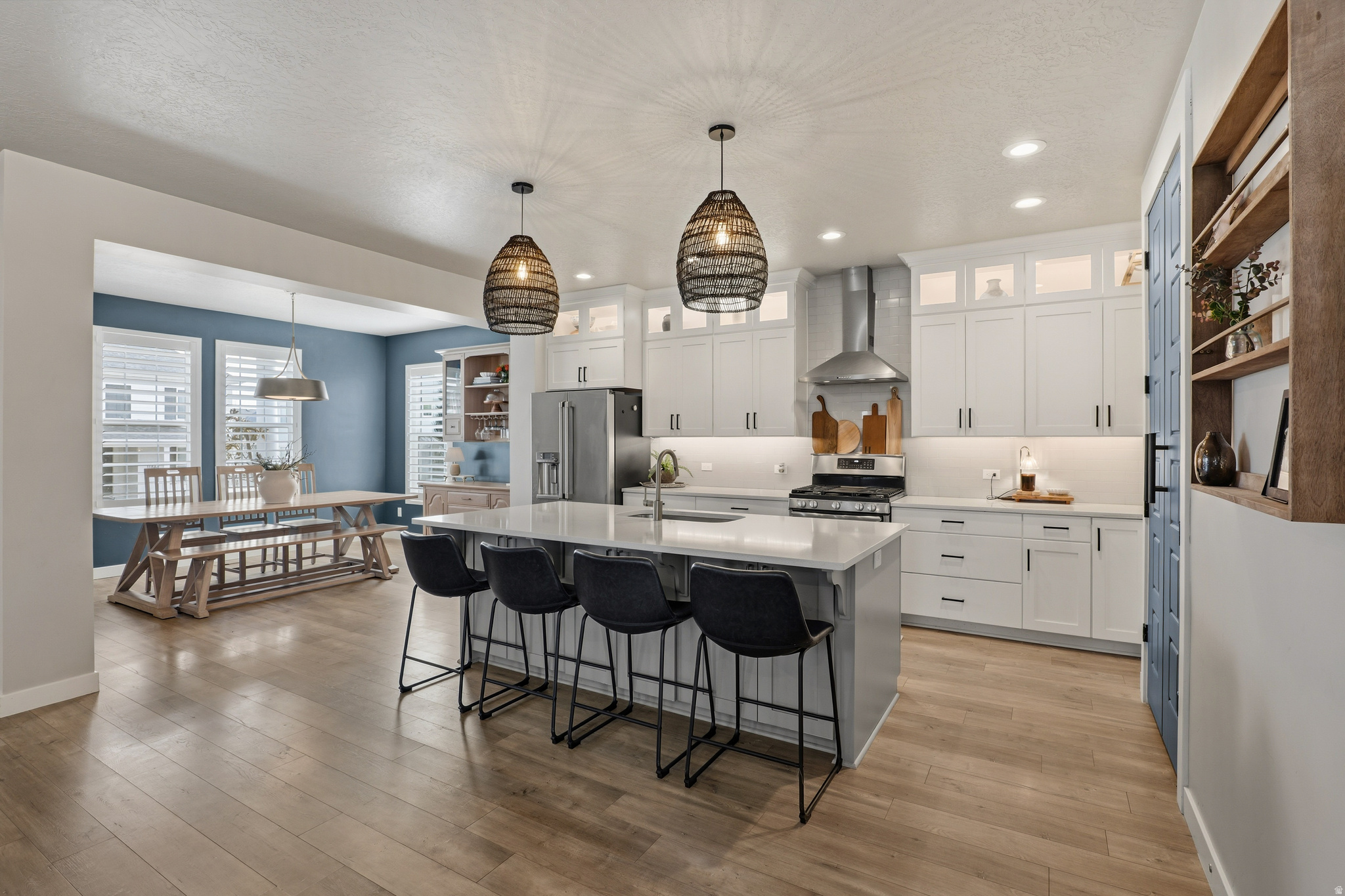 DAYBREAK - Residential