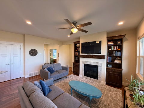 Tiny photo for 891 E 240 S, Tooele, UT 84074 (MLS # 2182169)