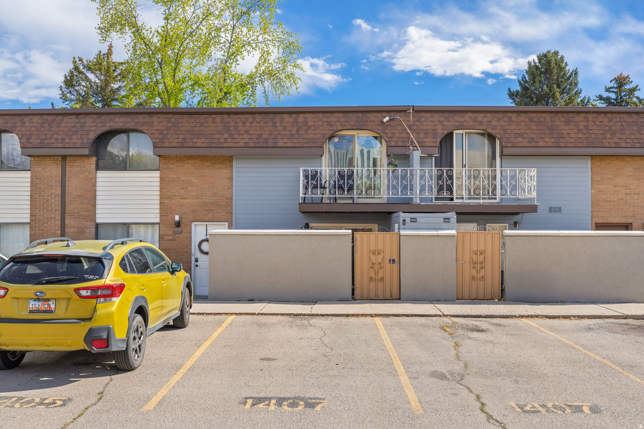 CASTLEBROOK - Residential