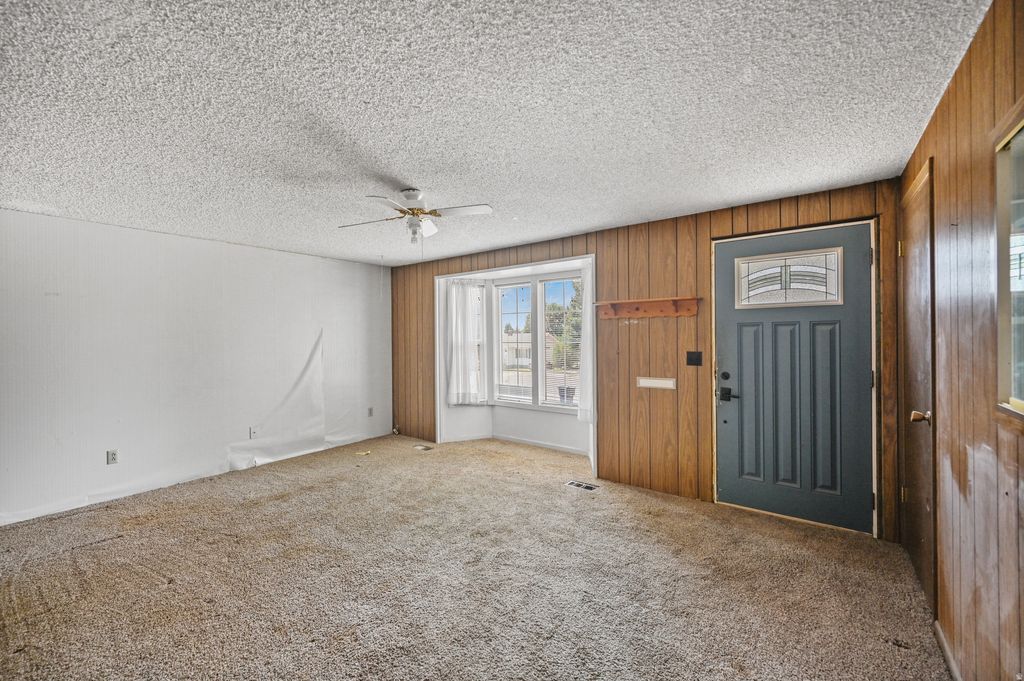 Photo of 376 N 100 W, Malad City, ID 83252 (MLS # 2137180)