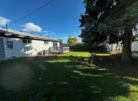 Tiny photo for 1493 MARILYN DR, Layton, UT 84041 (MLS # 2122491)
