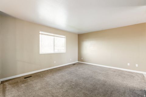 Tiny photo for 393 LAKEWOOD DR, Provo, UT 84601 (MLS # 2126632)