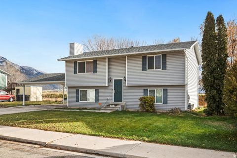 Tiny photo for 393 LAKEWOOD DR, Provo, UT 84601 (MLS # 2126632)