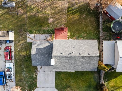 Tiny photo for 393 LAKEWOOD DR, Provo, UT 84601 (MLS # 2126632)