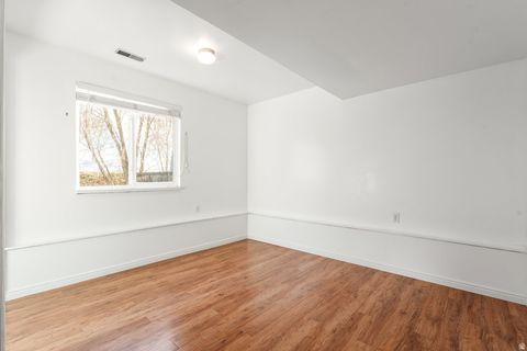 Tiny photo for 393 LAKEWOOD DR, Provo, UT 84601 (MLS # 2126632)