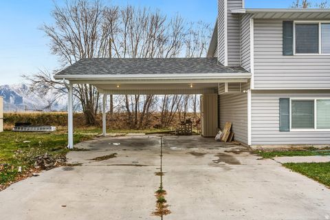 Tiny photo for 393 LAKEWOOD DR, Provo, UT 84601 (MLS # 2126632)