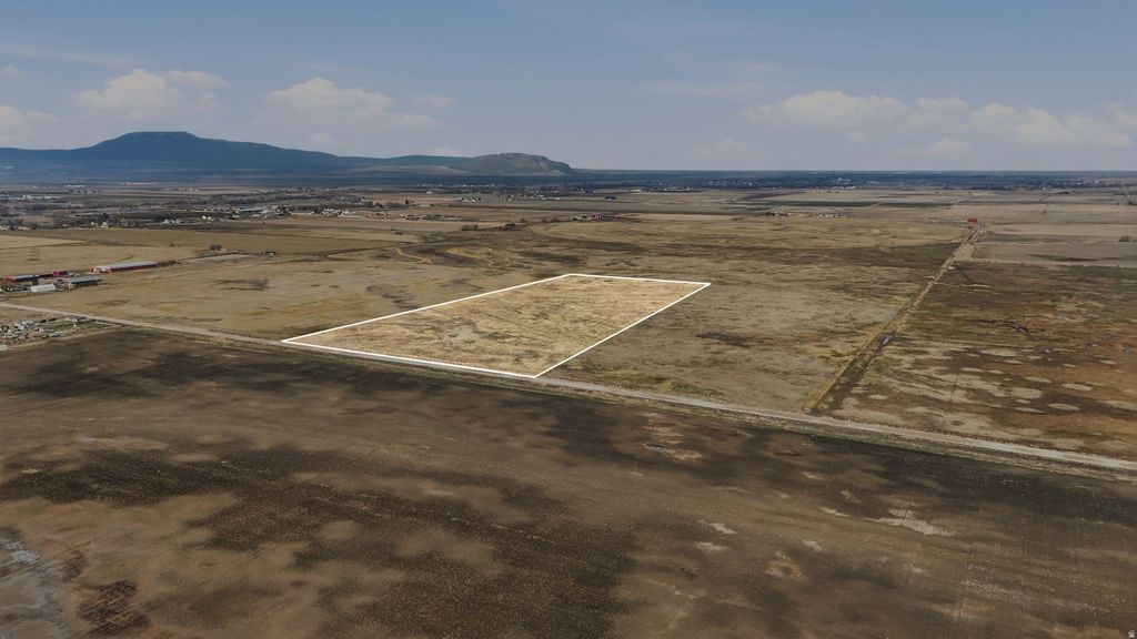 Photo of 1799 W 3400 N, Benson, UT 84335 (MLS # 2133432)