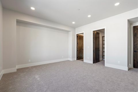 Tiny photo for 6251 E LEGACY DR, Huntsville, UT 84317 (MLS # 2127478)