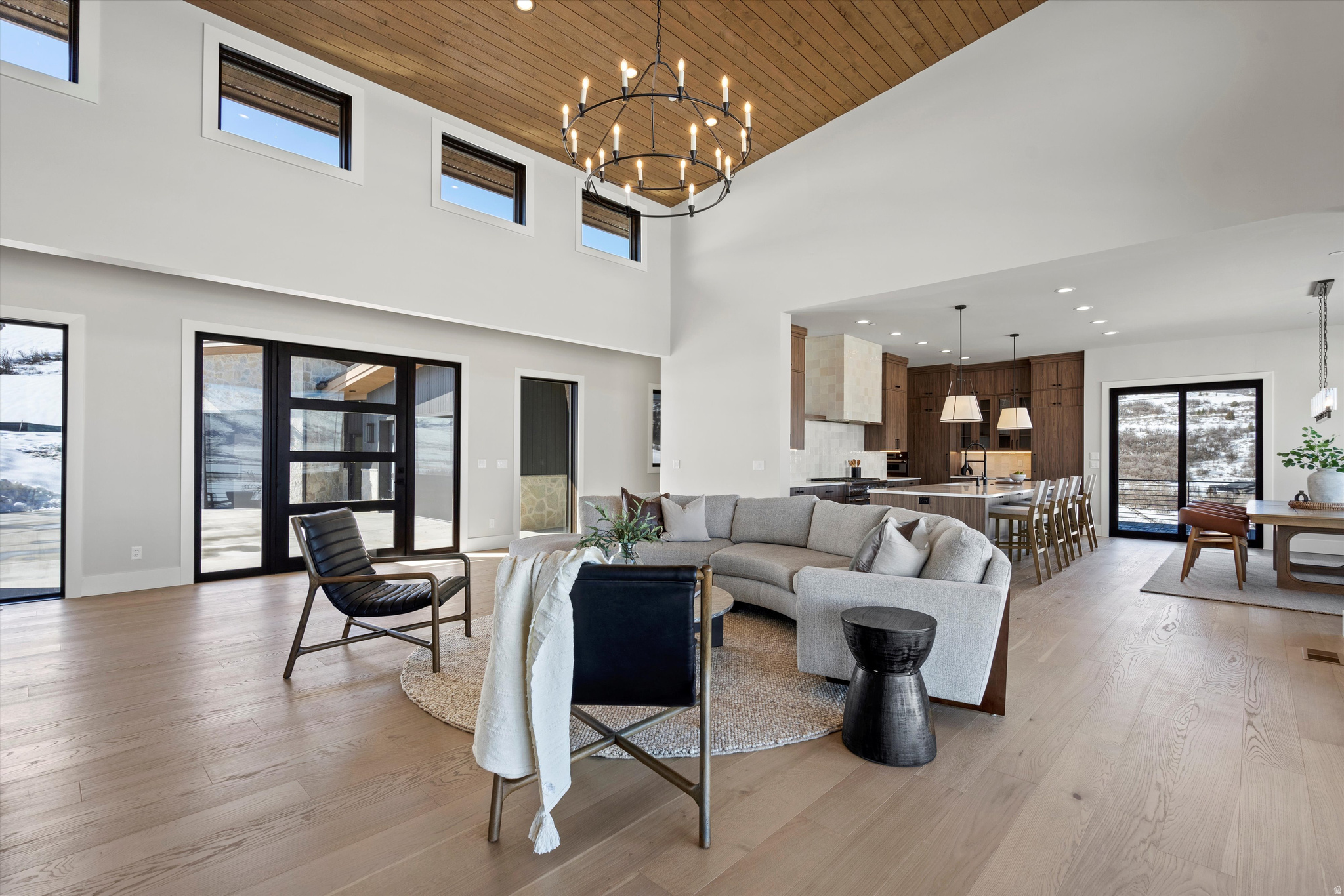 LEGACY MOUNTAIN - Residential