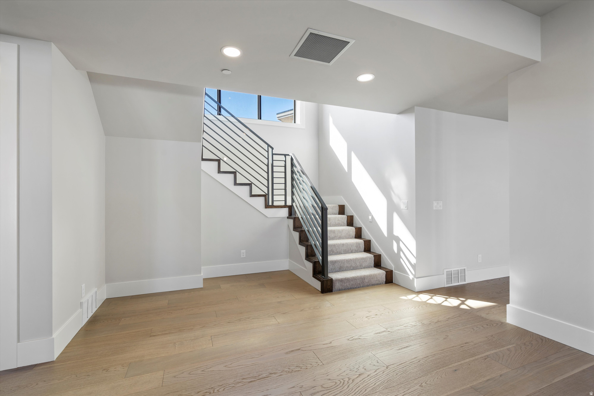 LEGACY MOUNTAIN - Residential