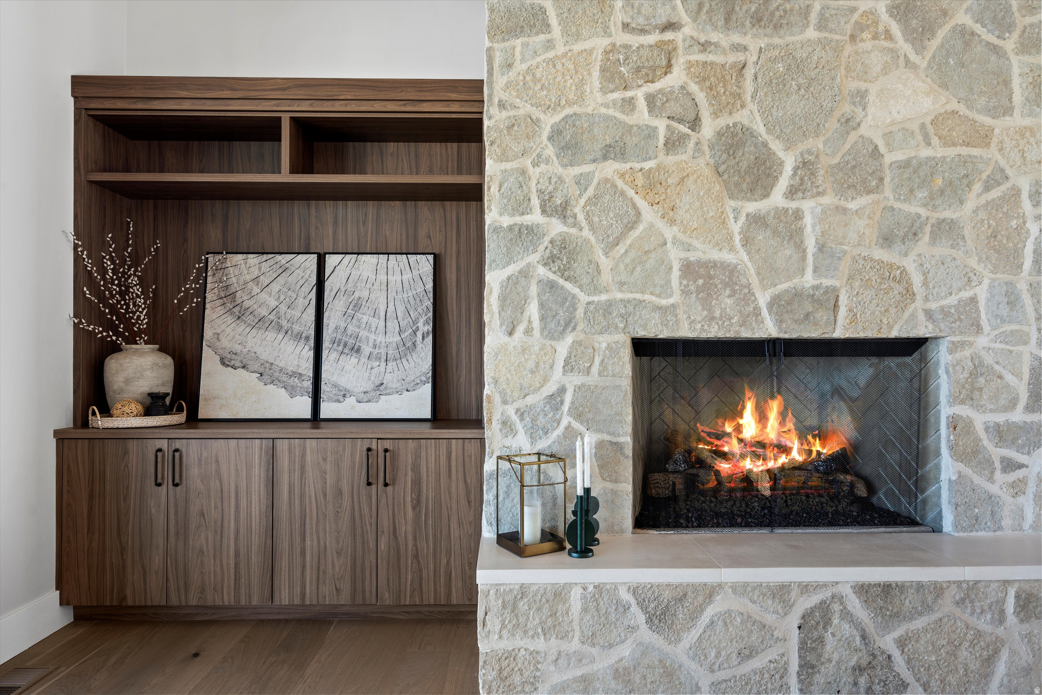 LEGACY MOUNTAIN - Residential