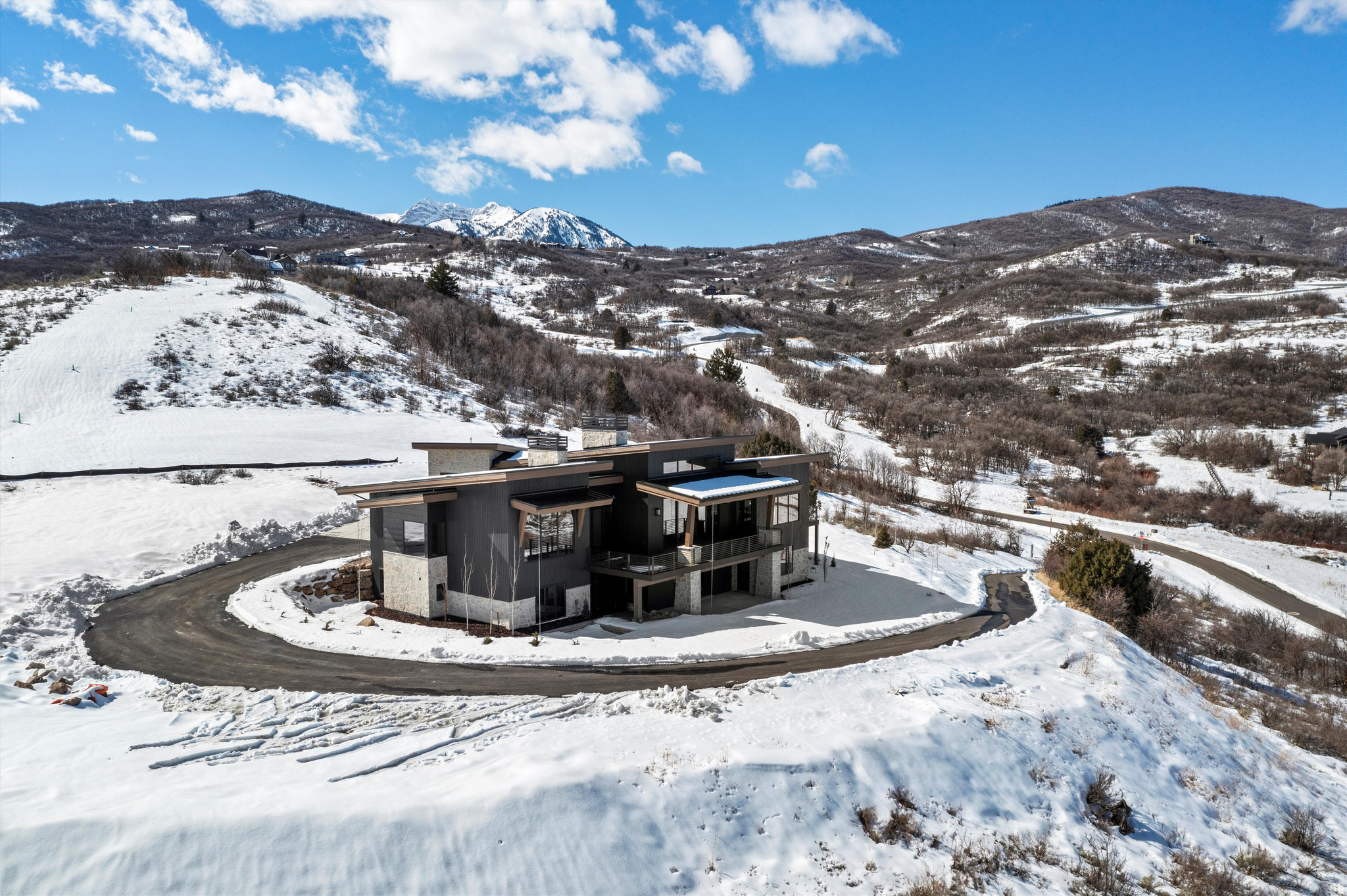 LEGACY MOUNTAIN - Residential