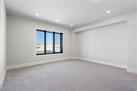 Tiny photo for 6251 E LEGACY DR, Huntsville, UT 84317 (MLS # 2127478)