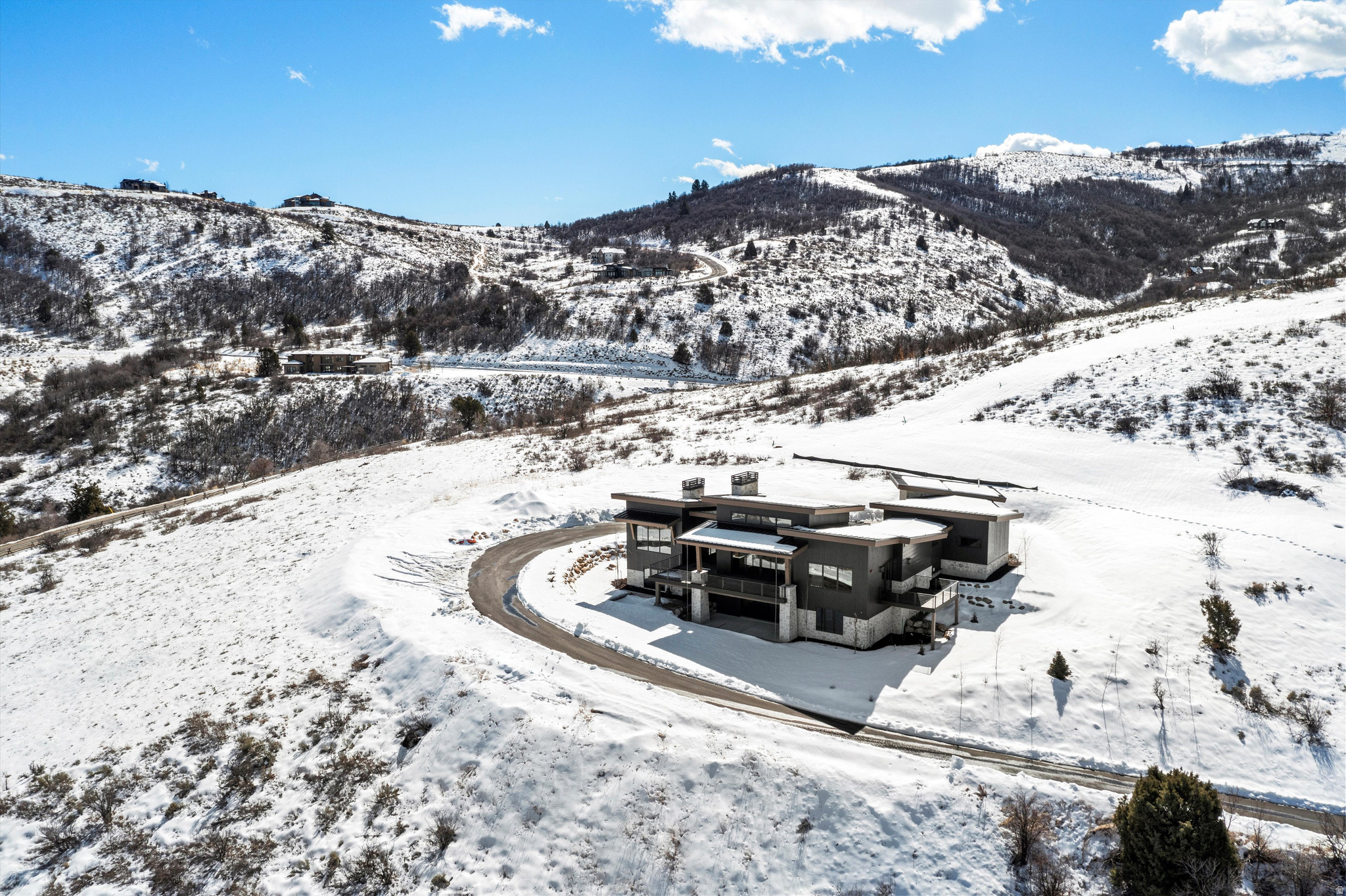 LEGACY MOUNTAIN - Residential