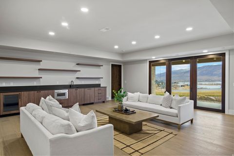 Tiny photo for 6251 E LEGACY DR, Huntsville, UT 84317 (MLS # 2127478)