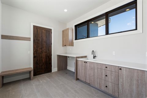 Tiny photo for 6251 E LEGACY DR, Huntsville, UT 84317 (MLS # 2127478)