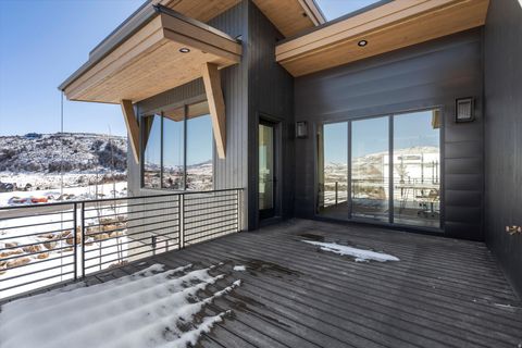 Tiny photo for 6251 E LEGACY DR, Huntsville, UT 84317 (MLS # 2127478)