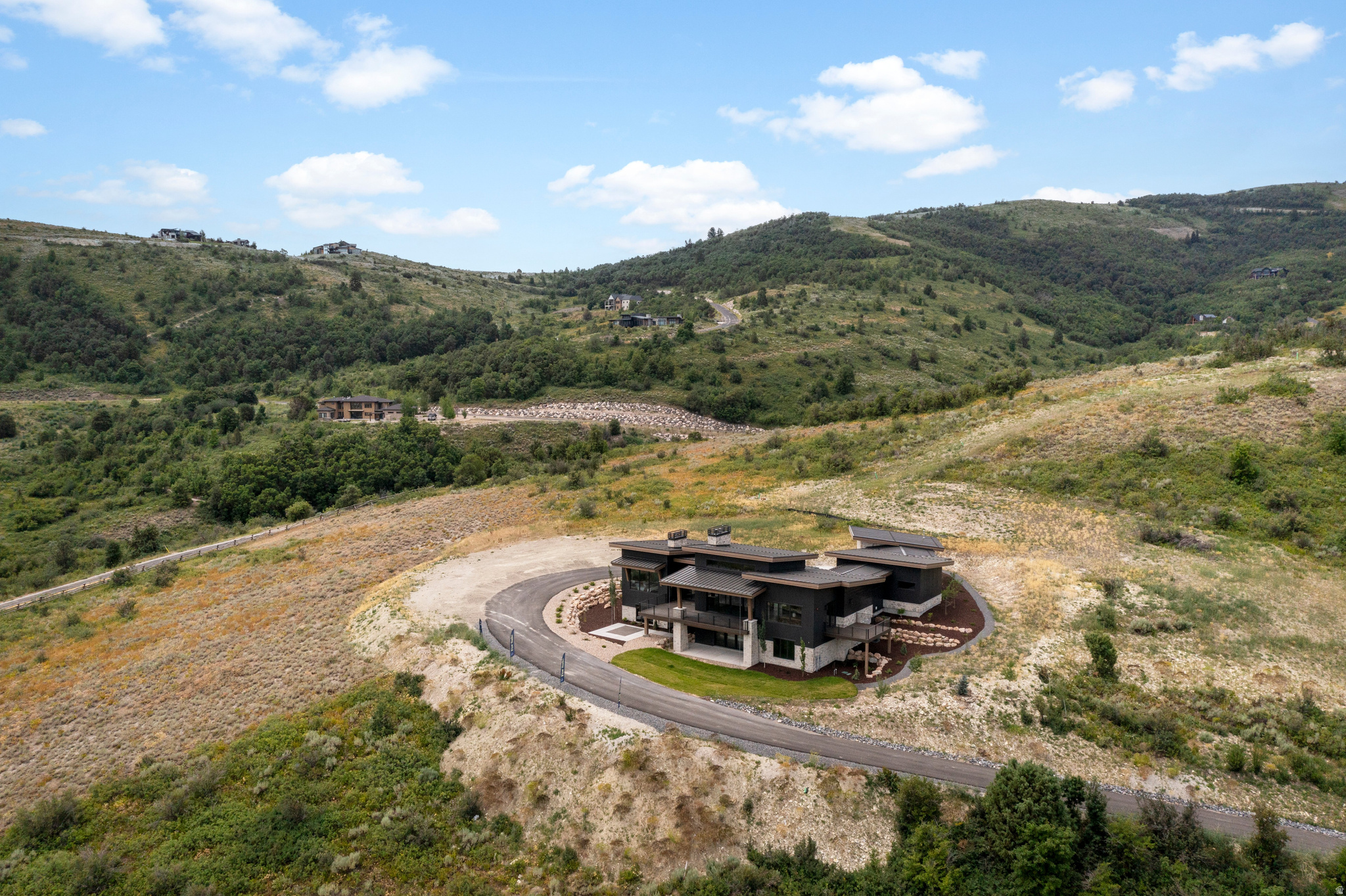 LEGACY MOUNTAIN - Residential