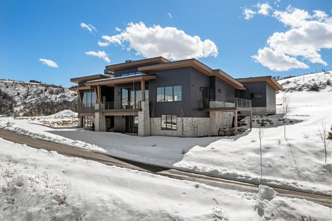 Tiny photo for 6251 E LEGACY DR, Huntsville, UT 84317 (MLS # 2127478)