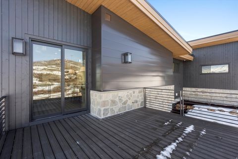 Tiny photo for 6251 E LEGACY DR, Huntsville, UT 84317 (MLS # 2127478)