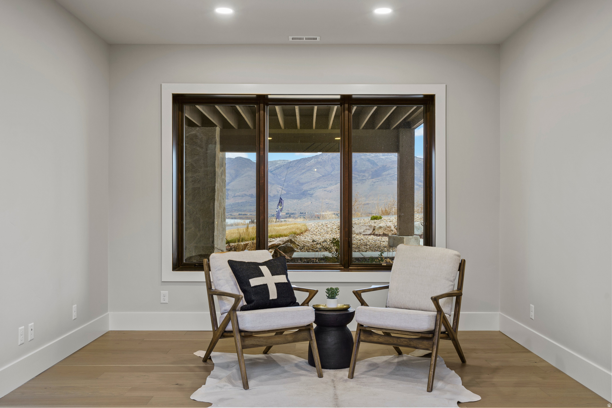 LEGACY MOUNTAIN - Residential