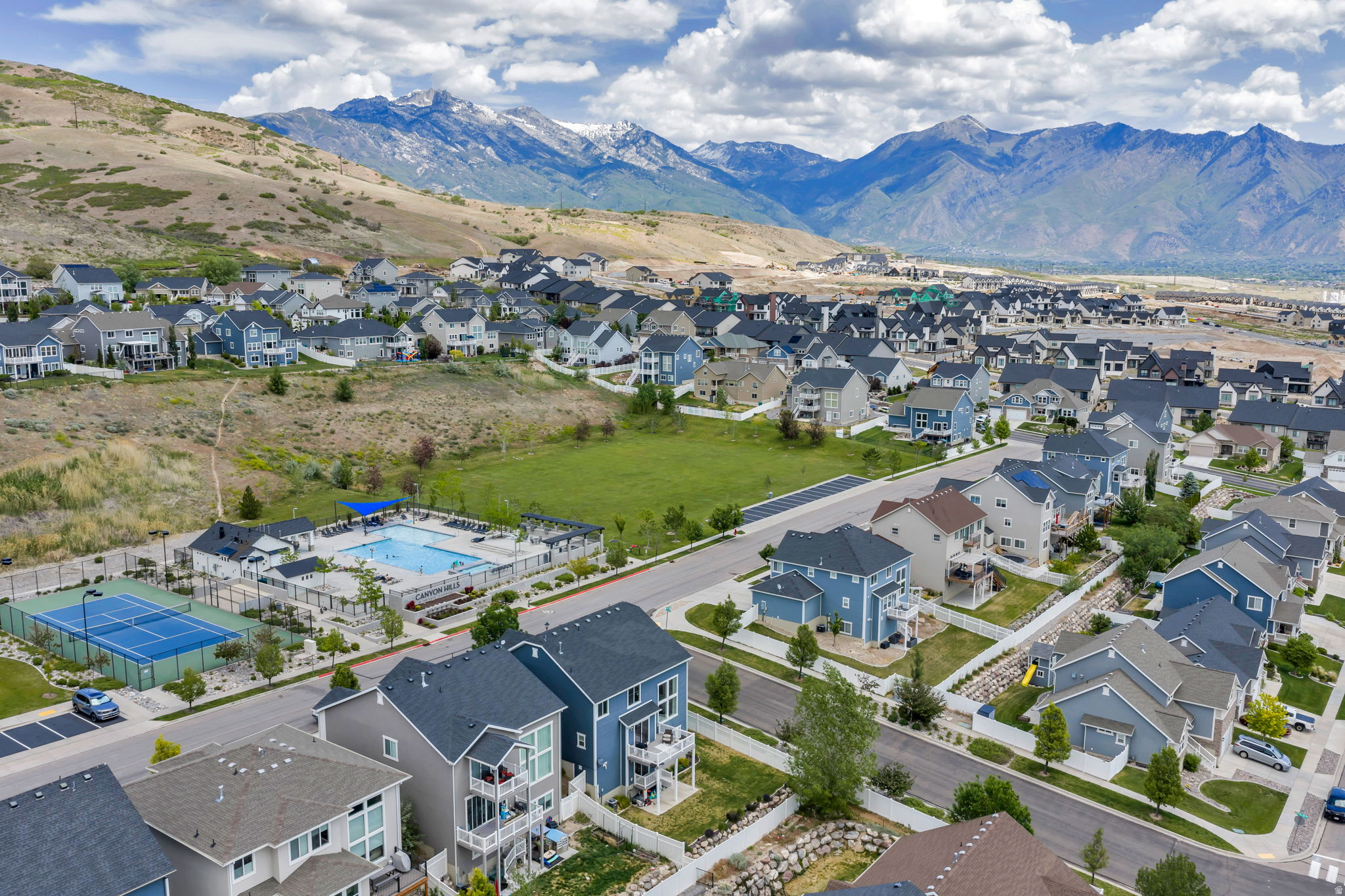 CANYON HILLS - Residential