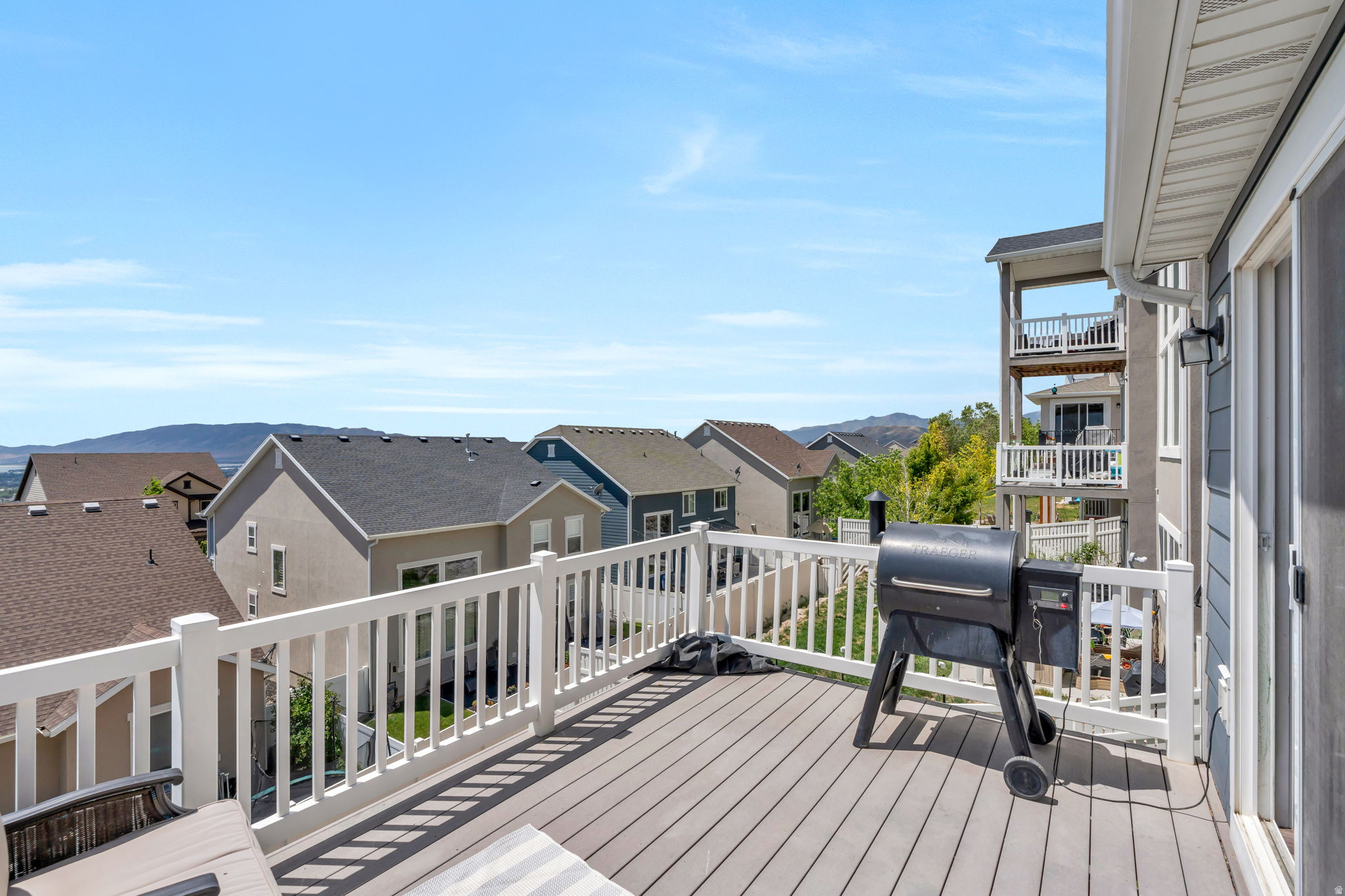 CANYON HILLS - Residential