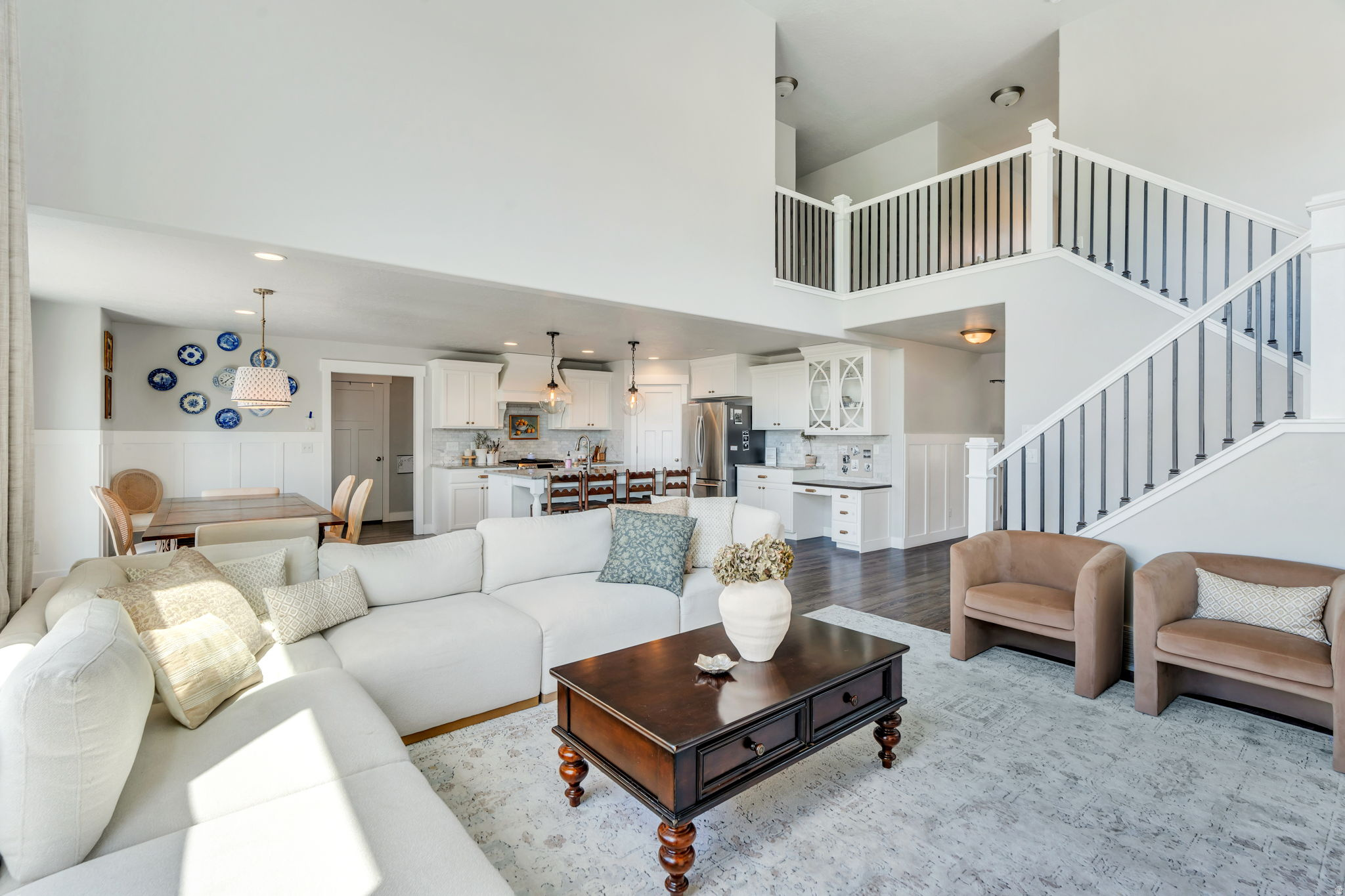 CANYON HILLS - Residential