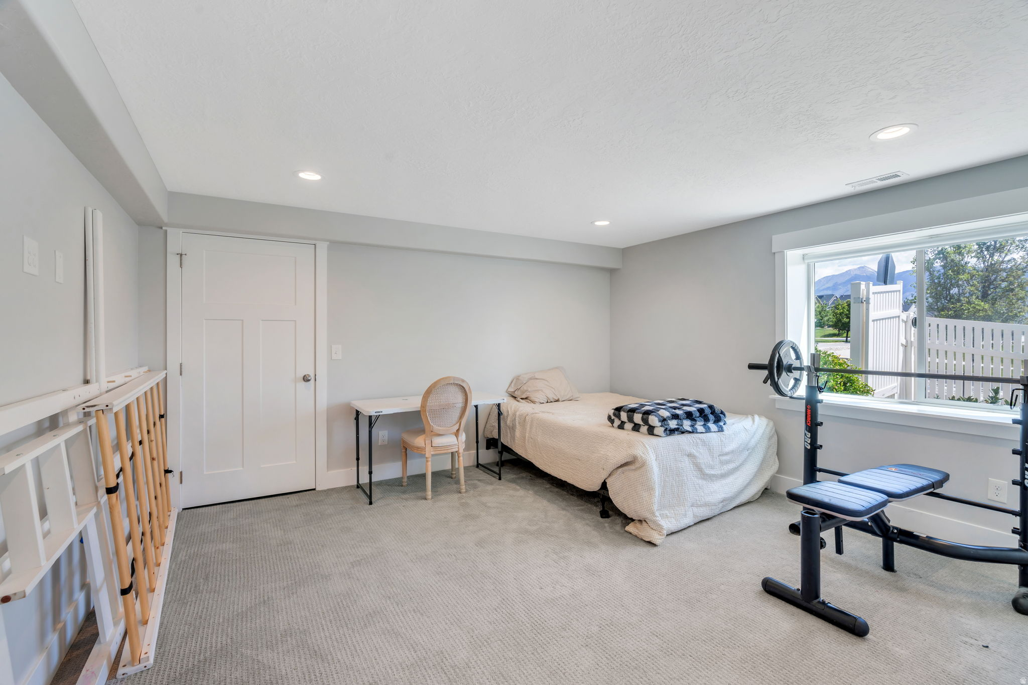 CANYON HILLS - Residential